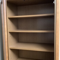 【引取限定11月30日まで】ガラス扉付き本棚／ニトリ（八王子市松が谷、多摩センター寄り）の画像