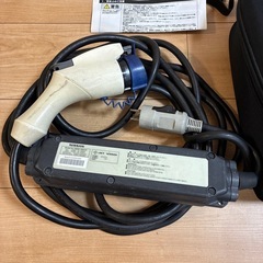 リーフ　充電器の画像