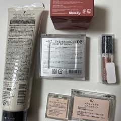 新品未使用コスメセットの画像