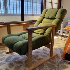 リクライニング座椅子の画像