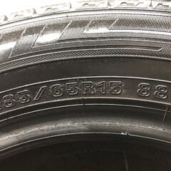 DUNLOP WINTER MAXX WM03 185/65R15 15インチ スタッドレス 4本 20年製 バリ溝 フリード ノート アクア イスト MAZDA2 デミオ等　(STH070)の画像
