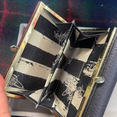 Vivienne Westwood 財布 三つ折り がま口 黒×ゴールド ヴィヴィアンウエストウッド レザー 財布 三つ折り財布の画像
