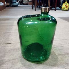 お酒の空瓶 グリーンガラス リカーボトル レトロ オブジェ 置物　/TJ-2661 2Fの画像