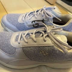 ヨネックス　ウォーキングシューズ　　の画像