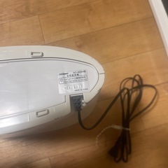 除湿機と電気ストーブの画像