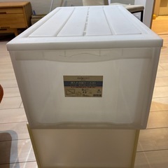 衣装ケースの画像