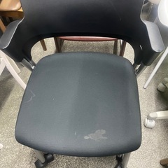 事務椅子 スタッキングチェア 　シミ有りの画像