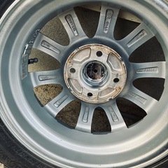 軽自動車用スタッドレスタイヤの画像