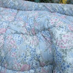 未使用タグ付き布団　中綿布団　シングル　ブルー系の画像