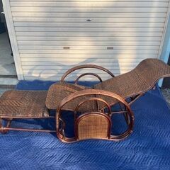 ラタン製 リクライニングチェア（オットマン一体型）の画像