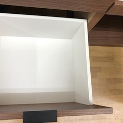 【ドリーム川西店御来店限定】☆ジモティー見たよ♪割引☆ ニトリ 3枚扉食器棚 BR クリーニング済み 【99560000037068】の画像