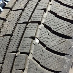 スタッドレスタイヤ＆ホイール　215/60R/17の画像
