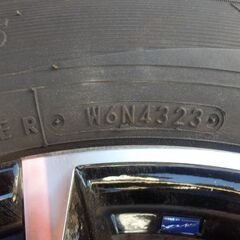 スタッドレスタイヤ＆ホイール　215/60R/17の画像