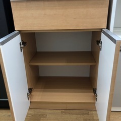 【ドリーム川西店御来店限定】☆ジモティー見たよ♪割引☆  2枚扉食器棚  クリーニング済み 【99560000035425】の画像