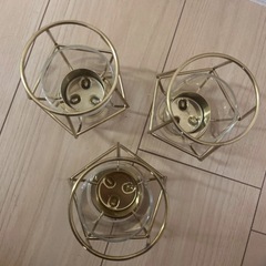 IKEA ペルルバンド（ガラスキャンドルホルダー）３個とLEDライト３個セットの画像