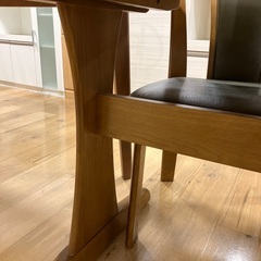 【軽トラック90分無料貸出サービス有】Ibata ダイニング5点セットの画像