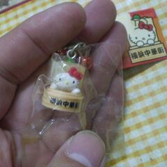 ご当地キティ横浜限定中華街バージョンの画像