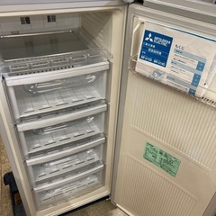 三菱　冷凍庫　2019年製　121lの画像