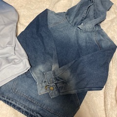 韓国子ども服　韓国子供服　ジュニア　キッズ　子ども　子ども服　子供服　トレーナー　パーカー　スウェット　タグ付きあり　　　洗濯のみの美品　140cm 3点セット　男の子　男子の画像