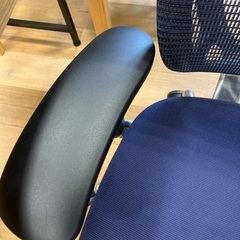 【軽トラック90分無料貸出サービス有】オカムラ　デスクチェアーの画像