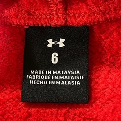 子供 パーカー 男の子 アンダーアーマーの画像