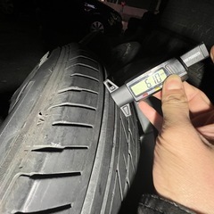 195/80r15 107/105L LTgood year ノーマルタイヤとハイエース純正ホイール4本の画像