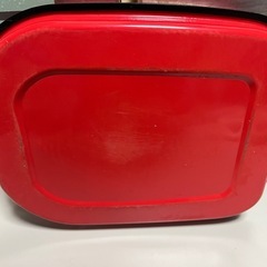 岡田商事 10L ガソリン携行缶 T-10 キャンプ アウトドア 除雪機などの予備用に！ 中古品 ④の画像