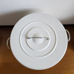 スチール缶バケツの画像