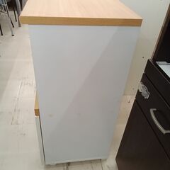 リユースのサカイ栃木店★ジモティ割あり★  レンジ台 ベージュ×ホワイト W60×D41×H89 クリーニング済み TC11674の画像