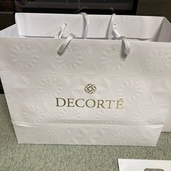DECORTÉ ラッピングセット　紙袋　ギフトBOXの画像