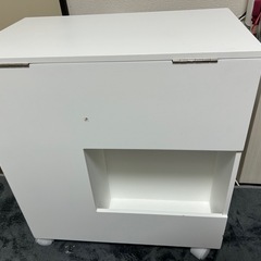 値下げ中！ニトリドレッサーの画像