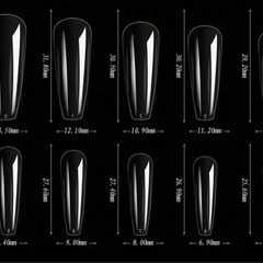 黒レースネイルチップの画像