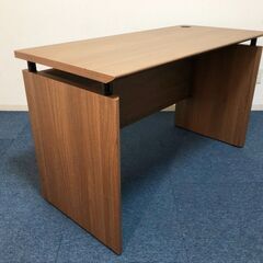 パソコンデスクラボーロ002 120 MBR 木目調ミドルブラウン　配線コード通し穴・アジャスター付き脚部 DESK LAVORO 120 ワークデスクの画像