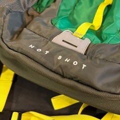 【THE NORTH FACE】ホットショット　リュックサック　緑✖️黒の画像