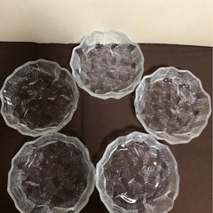 ガラス製波形小皿5枚セットの画像