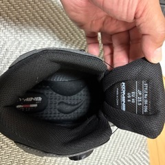 バイクシューズ コナミ25.5㎝の画像