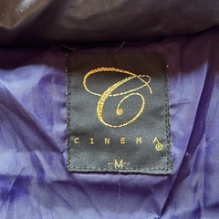 CINEMA レディース　ダウンジャケット　ファーのフード付きの画像