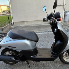 ホンダ トゥデイ AF67 FI 最終モデル オイル、バッテリー交換済み 傷、シート破れあり 不具合無し 調子良いよ！お引き取り可能な方の画像
