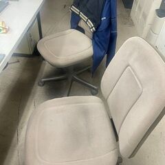 【中古】デスクチェア　2種類3台　差し上げます！の画像