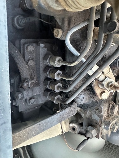 中古トラクターにはロータリー耕耘機が付いていません。