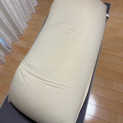 Yogibo  MAX  クリームホワイトの画像