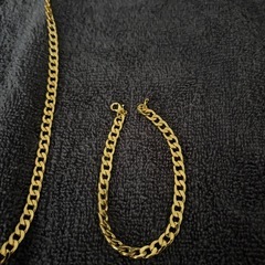 新品未使用ネックレス＆ブレスレットの画像