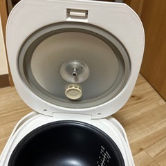 炊飯器3合の画像