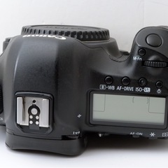 S数約1万回！Canon EOS 5D Mark Ⅲ★フルサイズ機★スマホ転送  1ヶ月動作補償あり！ 安心のゆうパック代引き発送！ 送料、代引き手数料無料！の画像