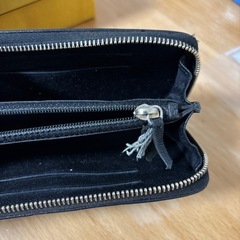 (中古) 限定品 chanel シャネル カメリア エンボス ココマーク ラウンドファスナー ミドル長財布 の画像