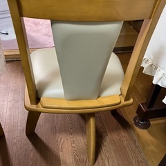 ダイニングチェアー回転式２脚の画像
