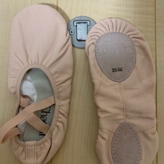 Chacott  バレーシューズ  25.5cmの画像