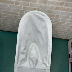 ベビービョルン バウンサー　ホワイトフレーム＆ホワイトシート　メッシュの画像