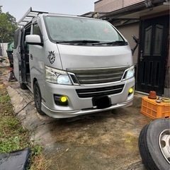 日産キャラバン平成24年の画像