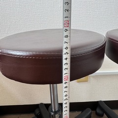 24日月曜まで代理出品/スツールの画像